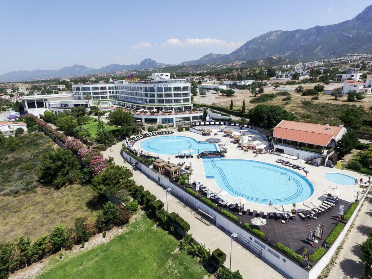Malpas Hotel Agios Epiktitos Extérieur photo