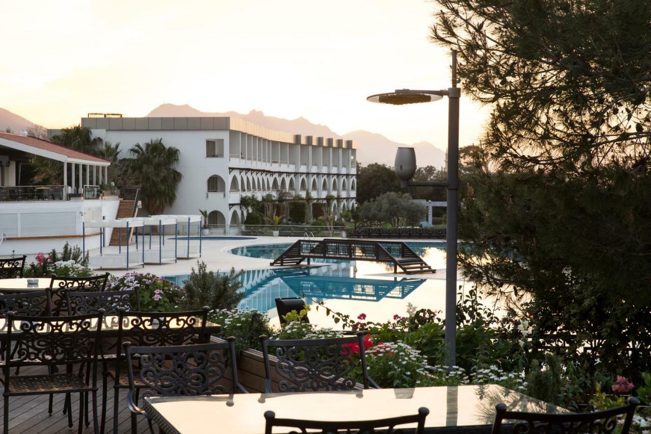 Malpas Hotel Agios Epiktitos Extérieur photo